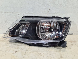 Farol Esquerdo Renault Kwid 2017 2022 Sem Friso Inferior Tyc