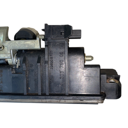 MAÇANETA TAMPA TRASEIRA MERCEDES CLASSE E W211 A2037500693