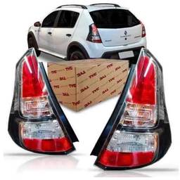 LANTERNA TRASEIRA ESQUERDA SANDERO 2012 2014 MASC PRETA TYC