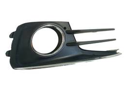 GRADE MOLDURA MILHA DIREITO FOX SPACE 2015 A 2022