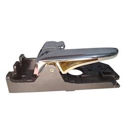 MAÇANETA PORTA ESQUERDA INTERNA D.E  KIA CERATO 2009