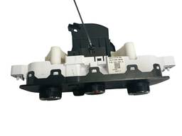 COMANDO AR CONDICIONADO KWID BOTAO CROMADO 2018 2019 2020/