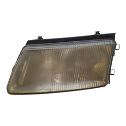 FAROL ESQUERDO PASSAT ALEMÃO 98 A 00 064411125L