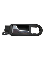 MAÇANETA INT. DIANT ESQUERDA GOLF BORA 99/13 PASSAT 98/05