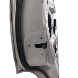 PORTA TRASEIRA ESQUERDA GM CAPTIVA 2008 A 2017 ORIGINAL