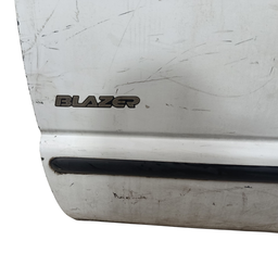 PORTA DIANTEIRA ESQUERDA GM S10 BLAZER 1995 A 2000 ORIGINAL 