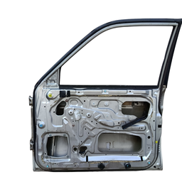 PORTA DIANTEIRA DIREITA MITSUBISHI L200 2004 À 2011