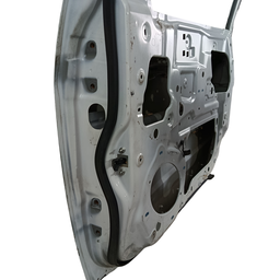 PORTA DIANTEIRA DIREITA GM S10 TRAILBLAZER 2012 A 2023