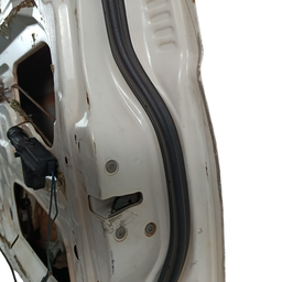 PORTA DIANTEIRA DIREITA MITSUBISHI PAJERO SPORT 1999 A 2011