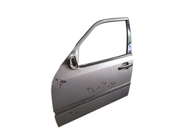 PORTA DIAN ESQUERDA MERCEDES C180/C280 1997/1999 DETALHE