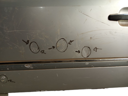 PORTA DIAN ESQUERDA MERCEDES C180/C280 1997/1999 DETALHE