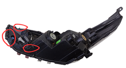 FAROL DIREITO YARIS 2019 2020 A 2025 C/ PROJETOR - DETALHE
