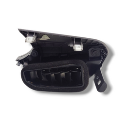 DIFUSOR ESQUERDO PAINEL GM ONIX 2020 2024 ORIGINAL