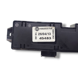 BOTÃO ALERTA PAINEL FIAT STRADA 2013 2020 ORIGINAL