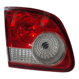 Lanterna Traseira Esquerda Mala Corsa Classic Ls 2011 a 2016