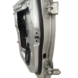 PORTA TRASEIRA ESQUERDA HYUNDAI TUCSON 2005 A 2017