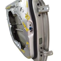 PORTA DIANTEIRA ESQUERDA KIA SORENTO 2010 2011 A 2014 2015