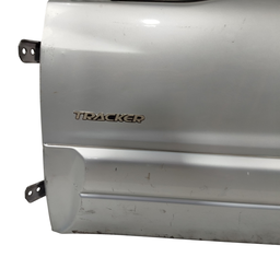 PORTA DIANTEIRA ESQUERDA GM TRACKER 2001 2002 Á 2008 2009