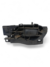 MAÇANETA INT. DIAN/TRAS DIR 308 C3 3008 208 2008 C4 RCZ