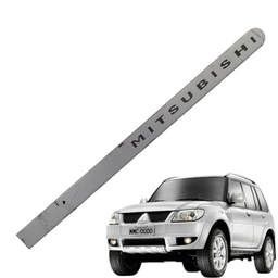 Moldura Porta Dianteira Direita Pajero Tr4 2010 A 2015