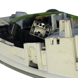 LUZ TETO CORTESIA AUDI Q3 2.0 2015