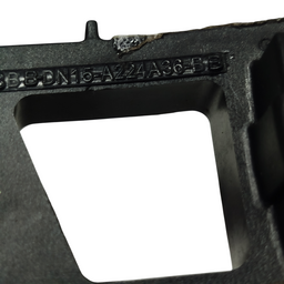 SUPORTE MAÇAETA PORTA DIANTEIRA DIREITA FORD KA 2014 A 2021