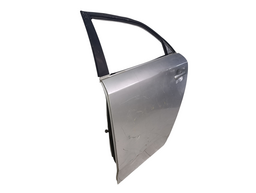 PORTA TRASEIRA ESQUERDA CERATO 2010 A 2013 DETALHE