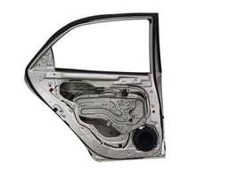 PORTA TRASEIRA ESQUERDA CERATO 2010 A 2013 DETALHE