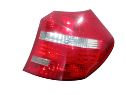 LANTERNA TRASEIRA DIREITA BMW 118I 2006/12