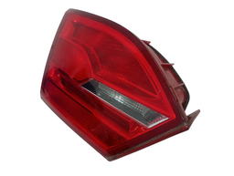 LANTERNA TRASEIRA ESQUERDA JETTA 2011 A 2014 (MALA) S/ LED