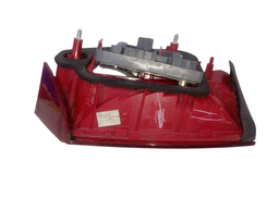 LANTERNA TRASEIRA ESQUERDA JETTA 2011 A 2014 (MALA) S/ LED