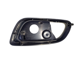 MOLDURA MAÇANETA INTERNA TRASEIRA ESQ FREEMONT