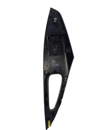 BOTÃO MOLDURA VIDRO TRASEIRO DIREITO TOYOTA GLI