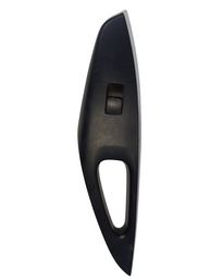 Botão Moldura Vidro Traseiro Direito Toyota Gli