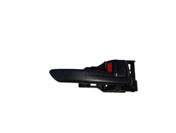 MAÇANETA INTERNA TRASEIRA DIREITA TOYOTA COROLLA 2020 A 2025