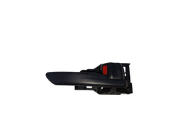 MAÇANETA INTERNA TRASEIRA DIREITA TOYOTA COROLLA 2020 A 2025