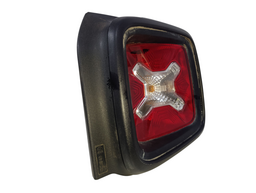 LANTERNA TRASEIRA DIREITA JEEP RENEGADE 2016 2017 A 2021 A