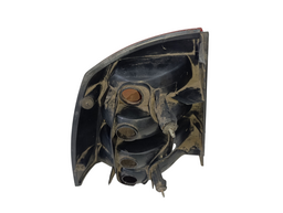 LANTERNA TRASEIRA DIREITA ASTRA SEDAN 2003 A 2012 BICOLOR