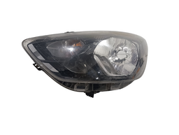 FAROL ESQUERDO KA 2018 A 2021 MASC NEGRA FRISO PRETO