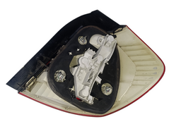 LANTERNA TRASEIRA ESQUERDA BMW 118I 2006/12