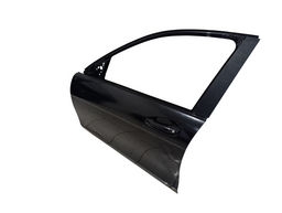 PORTA DIANTEIRA ESQUERDA MERCEDES C180 C/DETALHE 2008 A 2014