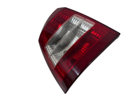 LANTERNA TRASEIRA ESQUERDA ASTRA SEDAN 2003 A 2012 BICOLOR