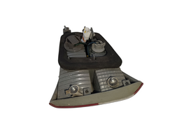 LANTERNA TRASEIRA ESQUERDA HB20 HATCH 2013 A 2019 (MALA)