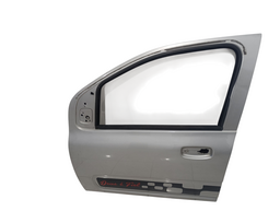 PORTA DIANTEIRA ESQUERDA UNO VIVACE 2015/2021 S/ FURO CILIND