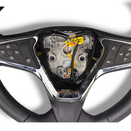 VOLANTE COM COMANDOS CHEVROLET CRUZE 2017 A 2023 ORIGINAL
