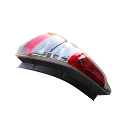 LANTERNA TRASEIRA ESQUERDA SANDERO 2012 A 2014 DETALHE 