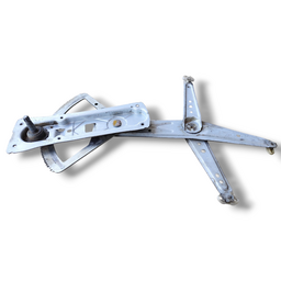 MÁQUINA DE VIDRO PORTA DIANTEIRA ESQUERDA CELTA 00 A 06 MAN