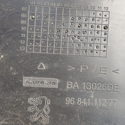 FORRO PORTA DIANTEIRA ESQUERDA PEUGEOT 206 207 2009 2014 