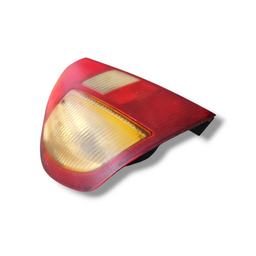 LANTERNA TRASEIRA ESQUERDA CLIO SEDAN 2004 2005 PARALELO