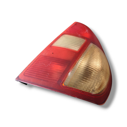 LANTERNA TRASEIRA DIREITA CLIO SEDAN 2004 2006 PARALELO 